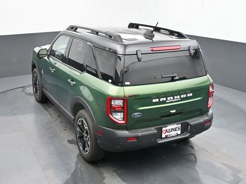 Used 2025 Ford Bronco Sport Outer Banks w/ Outer Banks Tech Package+ AWD/4WD image 46