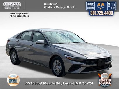 Used 2025 Hyundai Elantra SE
