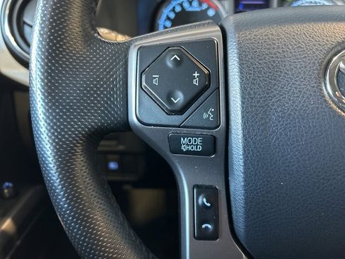 Used 2019 Toyota Tacoma SR5 image 12