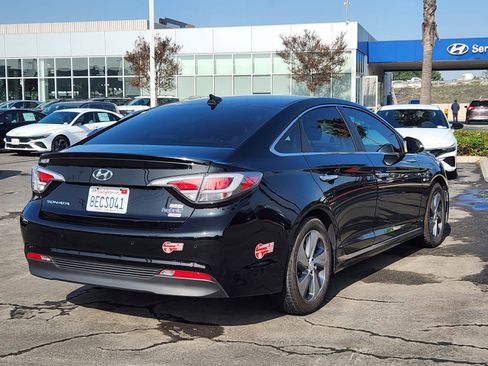Used 2017 Hyundai Sonata Limited image 7