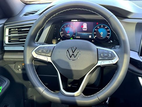 New 2026 Volkswagen Atlas Cross Sport SEL AWD/4WD image 19