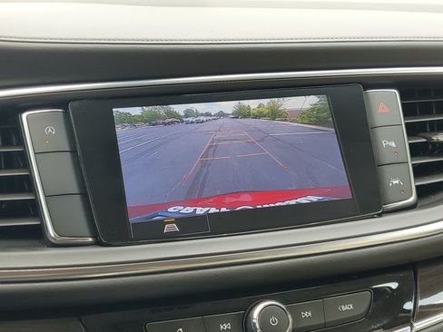 Used 2023 Buick Enclave Essence w/ Experience Buick Package FWD image 16