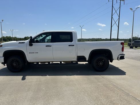 Used 2024 Chevrolet Silverado 2500 LTZ w/ LTZ Plus Package AWD/4WD image 7