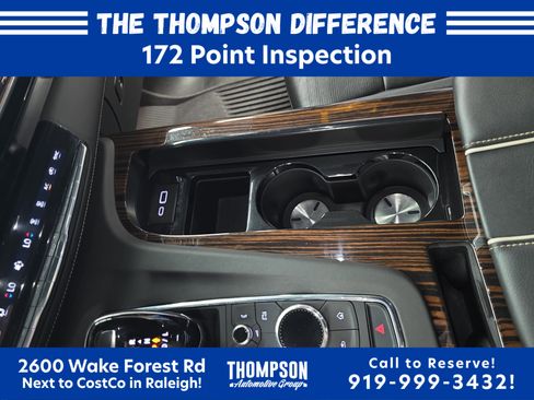 Certified 2023 Cadillac Escalade ESV Premium Luxury w/ Performance Package AWD/4WD image 25