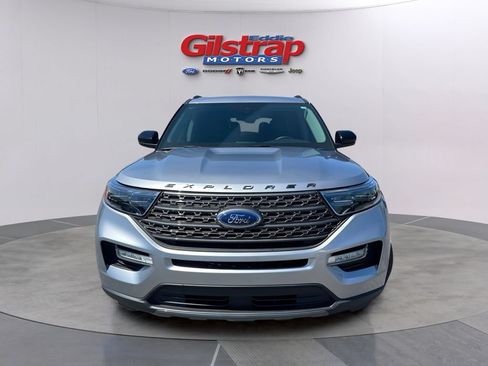 Used 2023 Ford Explorer XLT w/ Equipment Group 202A AWD/4WD image 2