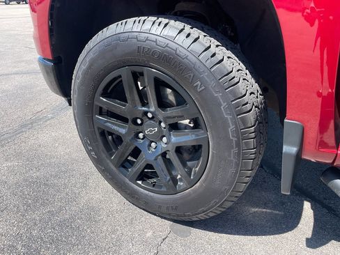 Used 2022 Chevrolet Silverado 1500 LT Trail Boss w/ LT Trail Boss Premium Package AWD/4WD image 16