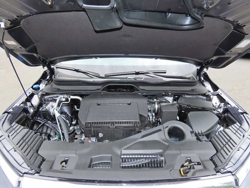 New 2025 Honda Pilot Touring image 10