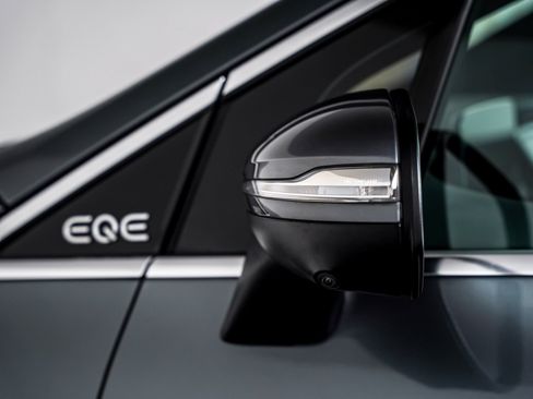 Certified 2023 Mercedes-Benz EQE 350+ SUV image 24