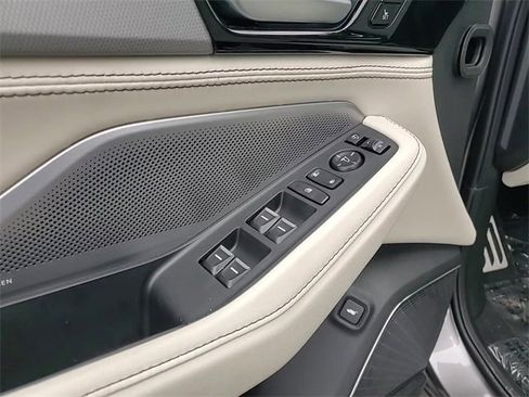 New 2026 Acura MDX A-Spec image 13