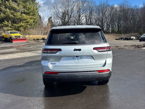 New 2026 Jeep Grand Cherokee L Limited image 9