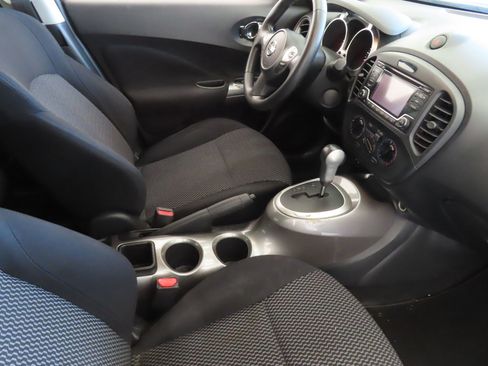 Used 2016 Nissan Juke S FWD image 23