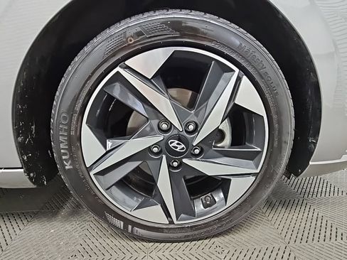 Used 2023 Hyundai Elantra SEL w/ Convenience Package image 42