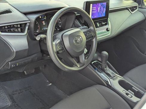 Used 2023 Toyota Corolla LE FWD image 9
