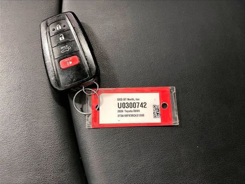 Used 2024 Toyota RAV4 XLE Premium w/ Weather Package AWD/4WD image 32