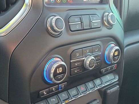 Used 2019 GMC Sierra 1500 AT4 w/ AT4 Premium Package image 31