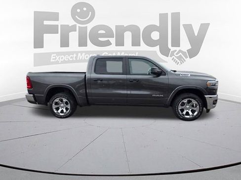 Used 2025 RAM 1500 Big Horn AWD/4WD image 4