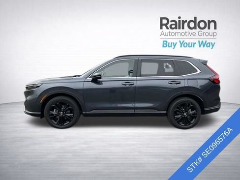 Used 2025 Honda CR-V Sport Touring image 4