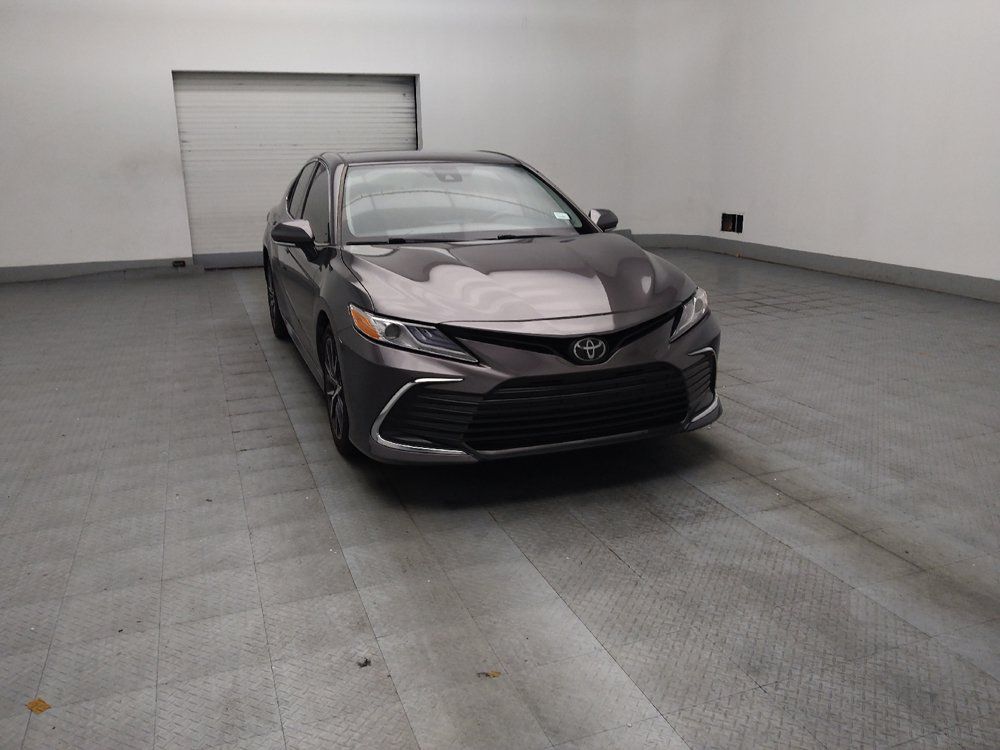 Used 2021 Toyota Camry XLE w/ Navigation Package FWD image 13