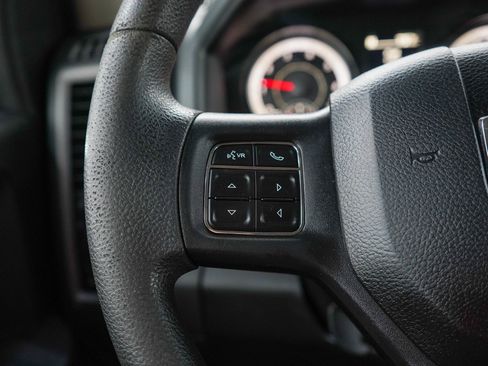 Used 2018 RAM 1500 Express w/ Express Value Package AWD/4WD image 23