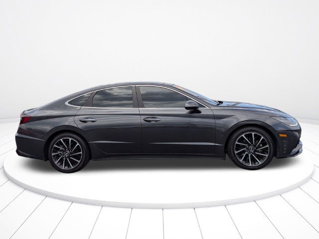Used 2021 Hyundai Sonata Limited w/ Preferred Accessory Package FWD image 2