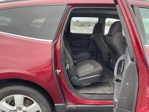 Used 2016 Chevrolet Traverse LT w/ Style and Technology Package image 28