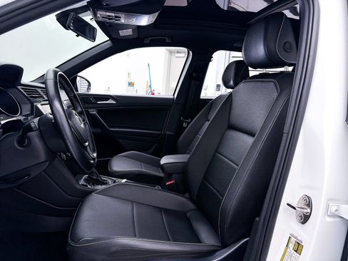Used 2021 Volkswagen Tiguan SE R-Line FWD image 19