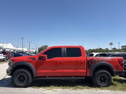 Used 2022 Ford F150 Raptor w/ Equipment Group 801A High AWD/4WD image 4