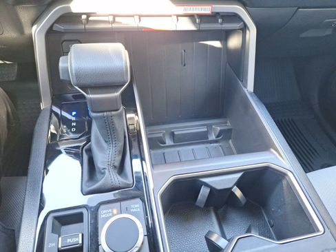 Used 2025 Toyota Tundra SR5 image 31