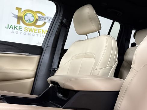 New 2025 Jeep Grand Cherokee Limited image 28