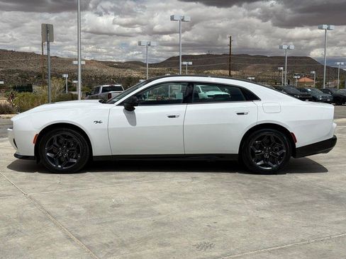 New 2026 Dodge Charger R/T AWD/4WD image 9