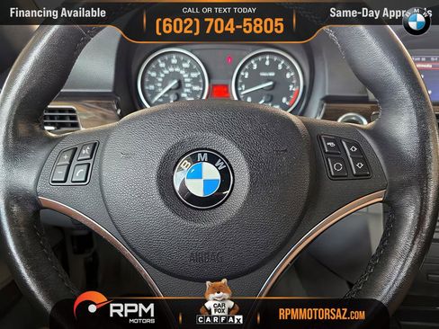 Used 2011 BMW 335i Convertible image 15