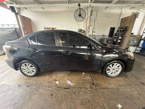 Used 2013 MAZDA MAZDA3 i Grand Touring image 4