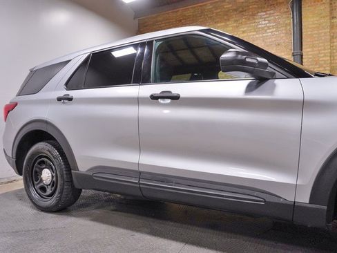 Used 2021 Ford Explorer 4WD Police Interceptor w/ Interior Upgrade Package image 9