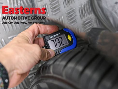 Used 2019 Ford Mustang Coupe RWD image 25