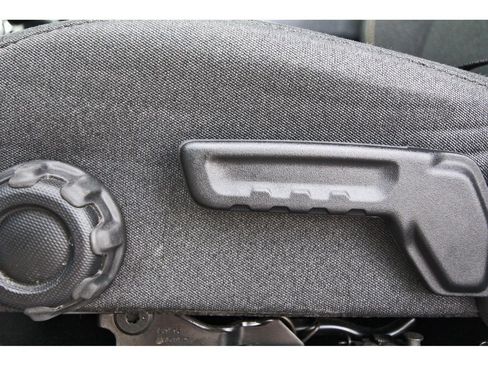 Used 2024 Jeep Wrangler Unlimited Sahara AWD/4WD image 25