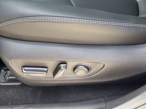 Used 2025 Toyota RAV4 XLE Premium FWD image 25