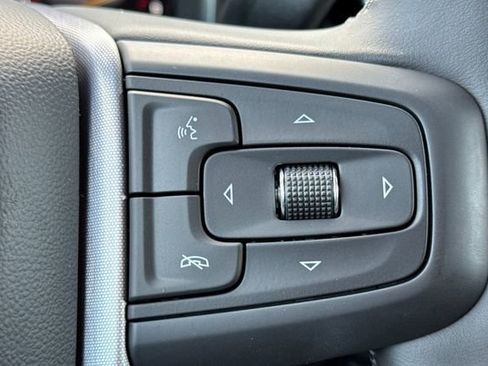 New 2026 GMC Sierra 1500 SLE image 28