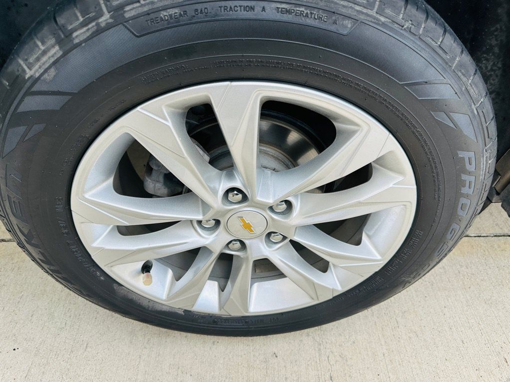 Used 2021 Chevrolet TrailBlazer LS FWD image 34