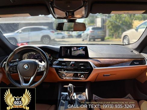 Used 2018 BMW 530i xDrive AWD/4WD image 13