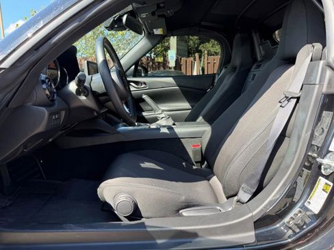 Used 2023 MAZDA MX-5 Miata Sport image 10