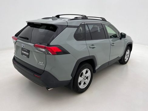 Used 2021 Toyota RAV4 XLE image 11