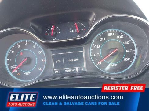 Used 2018 Chevrolet Cruze LS image 13