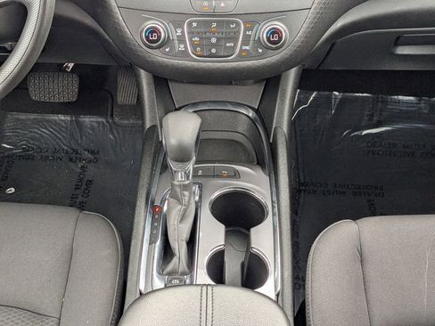 Used 2025 Chevrolet Malibu LT image 17