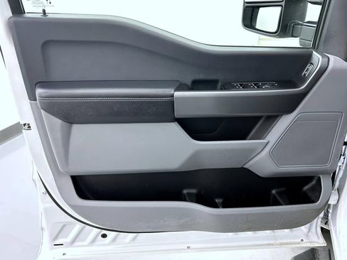 Used 2025 Ford F250 XLT AWD/4WD image 9