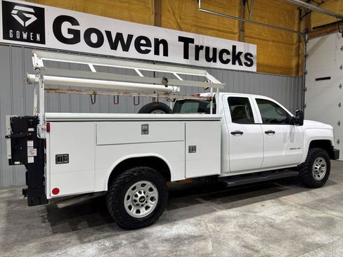 Used 2016 Chevrolet Silverado 3500 W/T AWD/4WD image 6