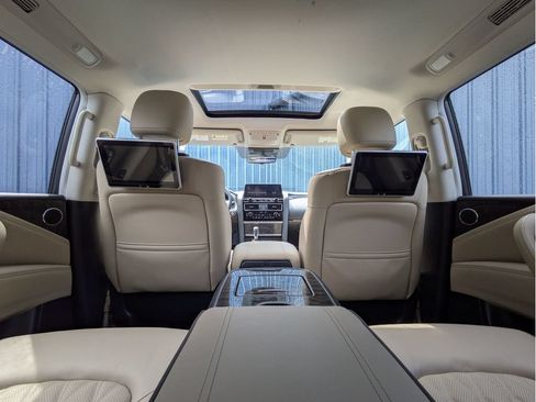 Used 2024 Nissan Armada Platinum w/ Captain's Chairs Package RWD image 28