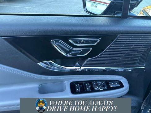 Certified 2022 Lincoln Corsair Reserve w/ Elements Package image 11