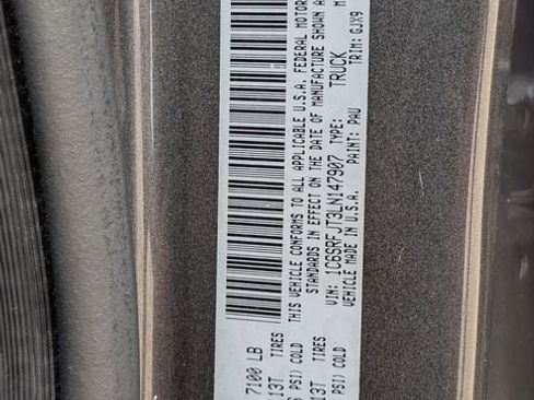 Used 2020 RAM 1500 Laramie AWD/4WD image 30
