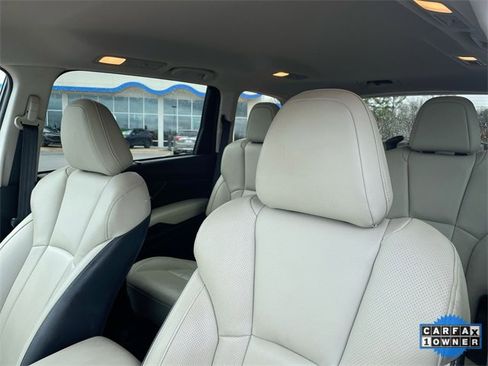 Used 2022 Subaru Ascent Limited image 14