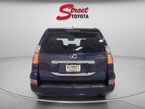 Used 2020 Lexus GX 460 Premium w/ Premium Package AWD/4WD image 3